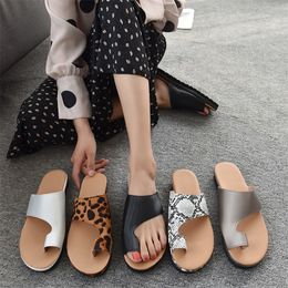 Women Designer Sandals Thick Bottom Platform Slippers Open Toe Flip Flops Arrival Beach Leather Flip-Flops Fashion Europe Cork Leopard Colors Shoes 007