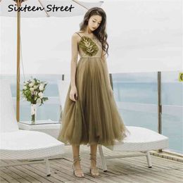 Maxi Mesh Long Dress for Travel Sleeveless Strap Bohemian Beach Women es Petal Applique Party Summer 210603