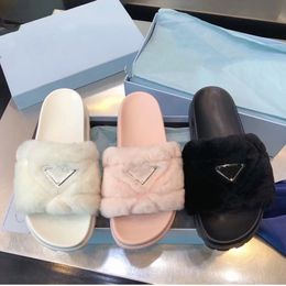2021 lastest designers women shoes fashion wide-soled flat summer outdoor causal Furry Lamb wool slippers Beach flip-flops Slippers size 35-40