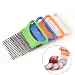 2021 Easy Cut Onion Holder Fork 4 Colors Stainless Steel Plastic Vegetable Slicer Tomato Cutter Metal Meat Needle Gadgets Meat Frok