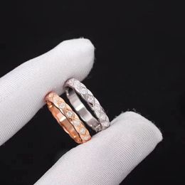 Fashion charm love ring with diamond couple plaid series jewelry exquisite gift box packaging247u