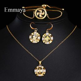 Emmaya Ingenious Design Fan-shape Jewellry Sets For Female In Bridal Party Eye-catching Necklace Earring Bracelet Fashion Trend H1022