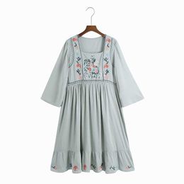 Women Embroidery Dress Spring Fashion Floral Square Neck Modern Lady Vestidos 210602