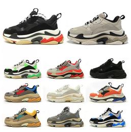 Designer Sneakers Women Men Triple S Shoe Dad Casual Shoes Crystal Bottom Paris 17FW Leisure Sneakers for Vintage Old Grandpa Trainer chaussures size 35-45
