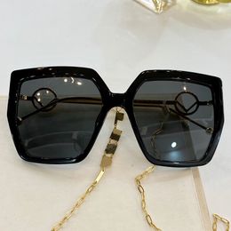 0410s Sunglasses Women Classic Fashion Shopping Big Box Glasses with Metal Chain Anti-ultraviolet Uv 400 Lens Size 56-20-145 Designer Top QualityoofnUMDU