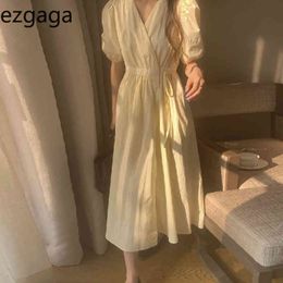 Ezgaga Chic Women Dress Korean Fashion Short Puff Sleeve Criss-Cross V-Neck Solid High Waist Elegant Lady Bandage Dress Vestido 210430