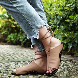 Flats Shoes Gladiador de Couro Zapatos Mujer Sandálias Verão Mulheres Praia Flip Flops Ankle Strap Femme Chinelos