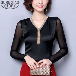 Korean Edition Silk Satin Slim Long Sleeve Women Shirt Solid V-Collar Metal Tassel Women Blouse Chemisier Femme 8074 50 210528
