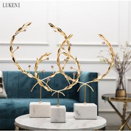 Light Luxury Decorations, Modern Metal Wreath Crafts, Living Room Entrance, Wine Cabinet Model Room, Chinese Home Decoration 210414