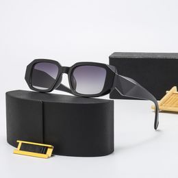 -Designer Square Sunglasses For Men Donne Couple Brand Brand Occhiali da sole di lusso Neutro con Panno Black Box 2021 Moda Trend Pink