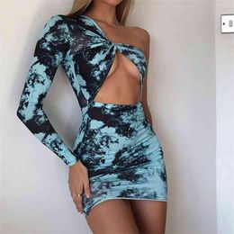 Autumn Style Fashion Irregular Folds Female Personality Dress One Shoulder Hollow Out Printing Lady Mini Bandage 210517