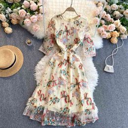 Women Fashion Court Mesh Embroidered Flower Round Collar Short Sleeve High Waist Thin A-line Dress Elegant Vestidos R246 210527