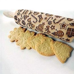 Wooden Embossed Dough Rolling Pin Engraved Pastry Christmas Cake Cookies Baking Tool Stick Kitchen Roller 211008