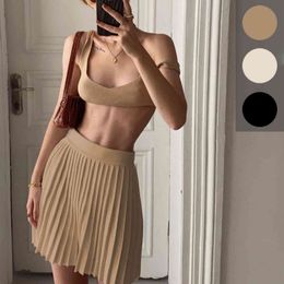 Fashion knitted Two piece sets spring summer women's clothing Woollen bra pleated skirt two piecesuit women High Street 210514