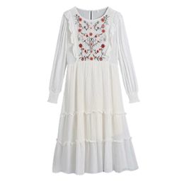 Za Dress Women Chic Fashion Flower Embroidery Midi Vintage Long Sleeve O Neck Female es Vestidos Mujer 210531