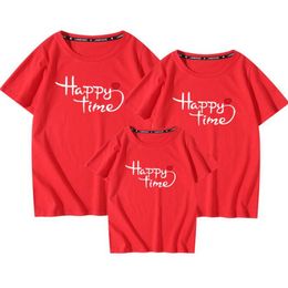 Family Look Matching Outfits T-shirt Clothes Mother Father Son Daughter Summer Kids Short Sleeve Letter Printing 210429