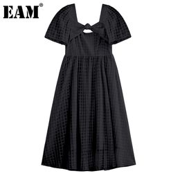 [EAM] Women Plaid Pleated Hollow Out Bow Backless Dress Square Neck Short Sleeve Loose Fashion Spring Summer 1DD7895 21512