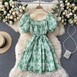 Fashion Summer French First Love Vestidos Women's Dress with Square Neck Puff Sleeve Slim Printed Mini GK576 210506