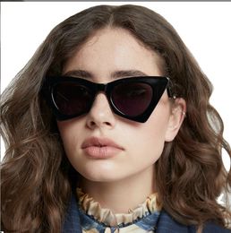 Vintage Ladies Cat Eye Sunglasses Women Hot Small Triangle Green Gradient Sun Glasses for Women fashion 2022 Luxury Eyewear