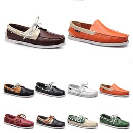 135 Mens casual shoes leather British style black white brown green yellow red fashion outdoor comfortable breathable