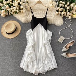 Summer Sexy Women Spaghetti Strap Backless Midi Dress Vintage Ruffled Lace Patchwork Casual Beach 210423