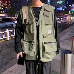 multi-pocket tooling tactical vest men functional wind sleeveless waistcoat Korean style trendy student versatile jacket 210526
