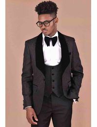 Fashion One Button Black Paisley Groom Tuxedos Shawl Lapel Wedding/Prom/Dinner Groomsmen Men Suits Blazer (Jacket+Pants+Vest+Tie) W1423