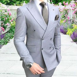 Double Breasted Slim fit Men Suits for Groomsmen 2 piece Wedding Tuxedo with Peaked Lapel Gray Man Fashion Costume Jacket Pants X0608
