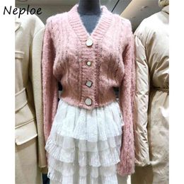 Autumn Winter Chic Exquisite Button Sweater Women Retro V-neck Twist Patchwork Knitted Cardigan Solid Colour Jacket 210422