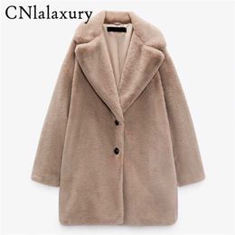 Winter Female lambswool Coat Women Thick Warm Turn Down Collar Faux Fur Jacket Fashion Loose Long Sleeve Parka chic Outwear 211220