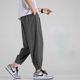 Men Clothing 2021 New Summer Ice Silk Light and Thin Nine-point Pants Men's Loose Large Size Casual Pants Sports Harem Pants X0723