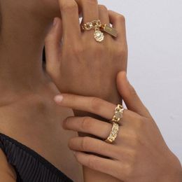 wedding ring lock Australia - Wedding Rings 4Pcs Sets Summer Set Women Punk Vintage 2021 Circle Love Lock Flower Pendant Fashion Ring Bijoux Jewelry Gift