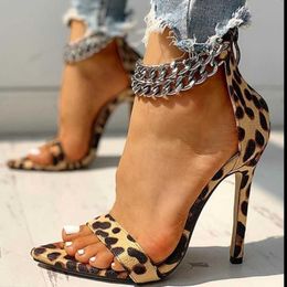 Sexy Pointed Toe Chain Fluorescent Sandals Women Design Thin High Heel Ladies Shoes Stiletto High Heels Women Pumps Shoes 36-43 Y0608