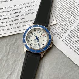 Meistverkaufte Herrenuhren, importiertes Uhrwerk, wasserdichtes Outdoor-Abenteuertauchen, feine Lederuhrkette, 42 mm großes Zifferblatt, hochwertige mechanische Uhr