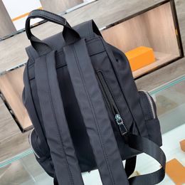 Designers Men's School Bags Backpacks Luxury Black Backpack Nylon Large Capacity Medium Size with Triangle Fashion Outdoor Mo294M