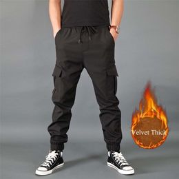 FALIZA Winter Men Pants Thick Fleece Joggers Multi Pocket Loose Sport Trousers Male Casual Warm Sweatpants Cargo Pants PA52 211201