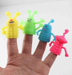 Squeeze finger monster Glow in the Dark Luminous Little Monsters Finger Doll Toys Bambini Bambini Story Telling Prop Mini Fingertip Puppet Fingertip Cover Toy G7228PB