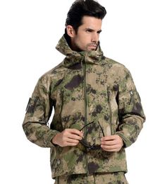 Lurker Shark Skin Soft Shell Tactical Jacket Men Waterproof Windbreaker Fleece Coat Hunt Clothes Camouflage Army Quick delivery X0710