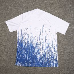 Herren Designer T-shirt Europäische und amerikanische Mode mit Buchstaben Persönlichkeit Big Printing Baumwolle T-Shirt Jugend Casual Kurzarm T-Shirt Homme Milch zerkleinert Schnelltrockner