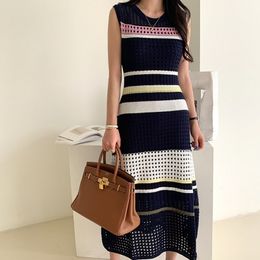 Summer Fashion O-Neck Knitted Dress Women's Sexy Sleeveless Hollow out Vest A-Line Dress Office Lady Elegant Long Dress 210514