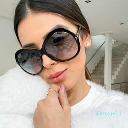luxury- 2021 Fashion Design Oversized Sunglasses Women Large Flat Top Sun Glasses Trendy Round Gradient Goggle Shades UV400