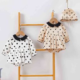 Spring Autumn Baby Girl Doll Collar Rompers Long Sleeves born Clothes 210429