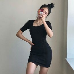 South Korea sexy dress temperament waist slimming package hip round neck Office Lady Sleeveless 210416