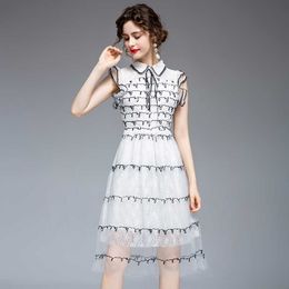 Arrival French Style Sweet Sequined Embroidery Summer Dress Women Sleeveless Mesh Robe 210529