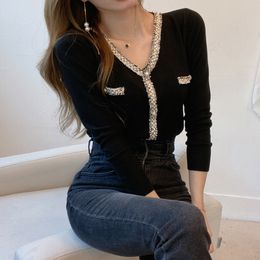 JXMYY Spring and autumn new chic all-match small fragrance style V-neck slim pearl button bottoming sweater 210412