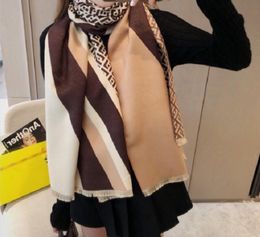 Autumn and winter new all-match shawl cashmere scarf women European and American brand letter pattern live broadcast explosion models wholesale