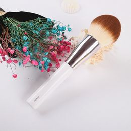 Makeup Brushes Lamer Velvety Big Powder Brush Wholesaler Synthetic Bristle Face Loose Powders Finish Facial Full Coverage Sweeping Cosmetics Beauty Tools Q240507