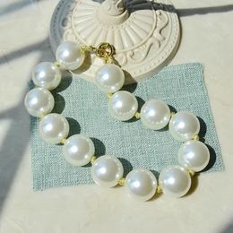 Chokers Big Imitation Pearl Necklace Exaggerated Gold Thread Handmade Short Steering Wheel Button Atmospheric