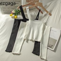 Ezgaga Fashion T Shirt Women Slash Neck Off Shoulder Ruffles Three Quarter Sleeve Crop Top Thin Backless Sexy Tee Tops Camis 210430