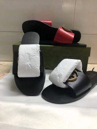 2021 Scarpe Sandali Nuove pantofole piane ricamate elettriche, tessuto: superficie di montone importato, pelle di capra imbottita del piede, fondo di alta qualità della piastra originale,